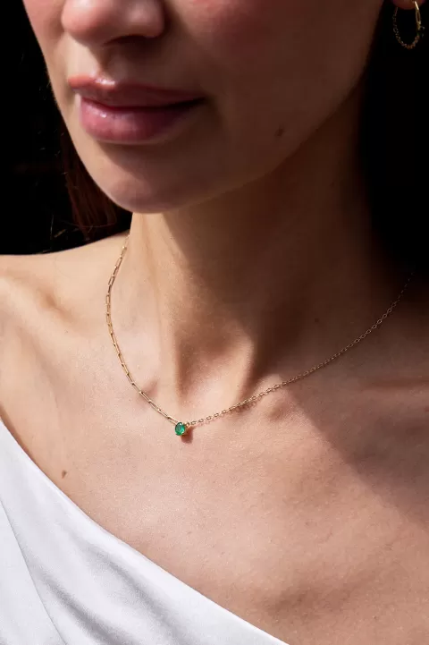 YVONNE LEON Small Emerald Solitaire Necklace